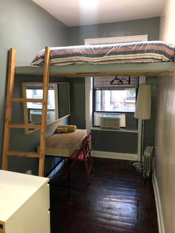 Private Room In A Shared Apartment 15 Minutes To Times Square! New York Buitenkant foto