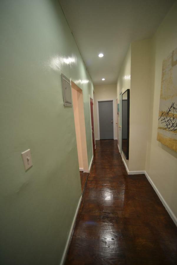 Private Room In A Shared Apartment 15 Minutes To Times Square! New York Buitenkant foto